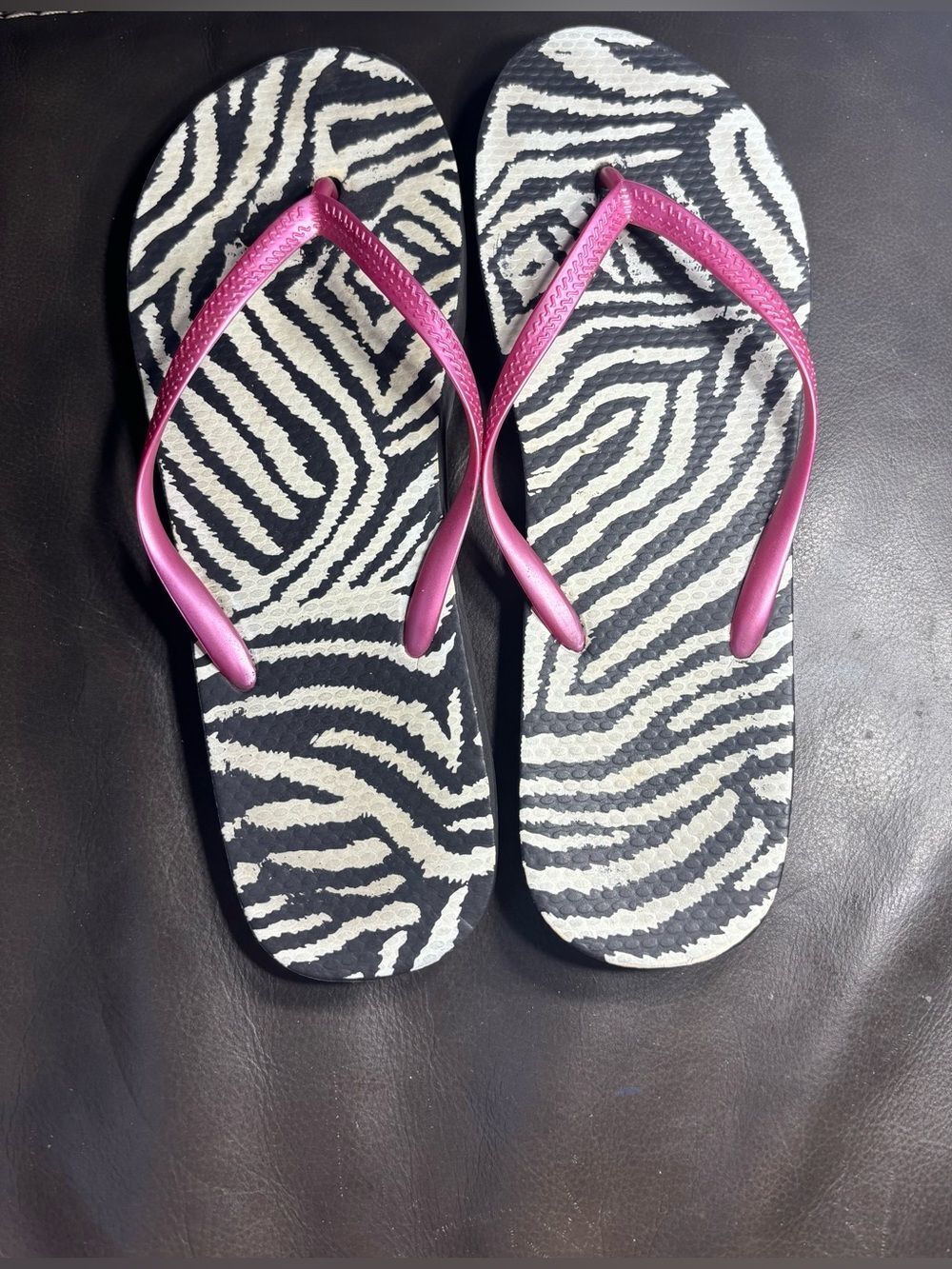 Pink Strap Zebra Print Women's Flip Flops Sandals Size 10.5 EPC